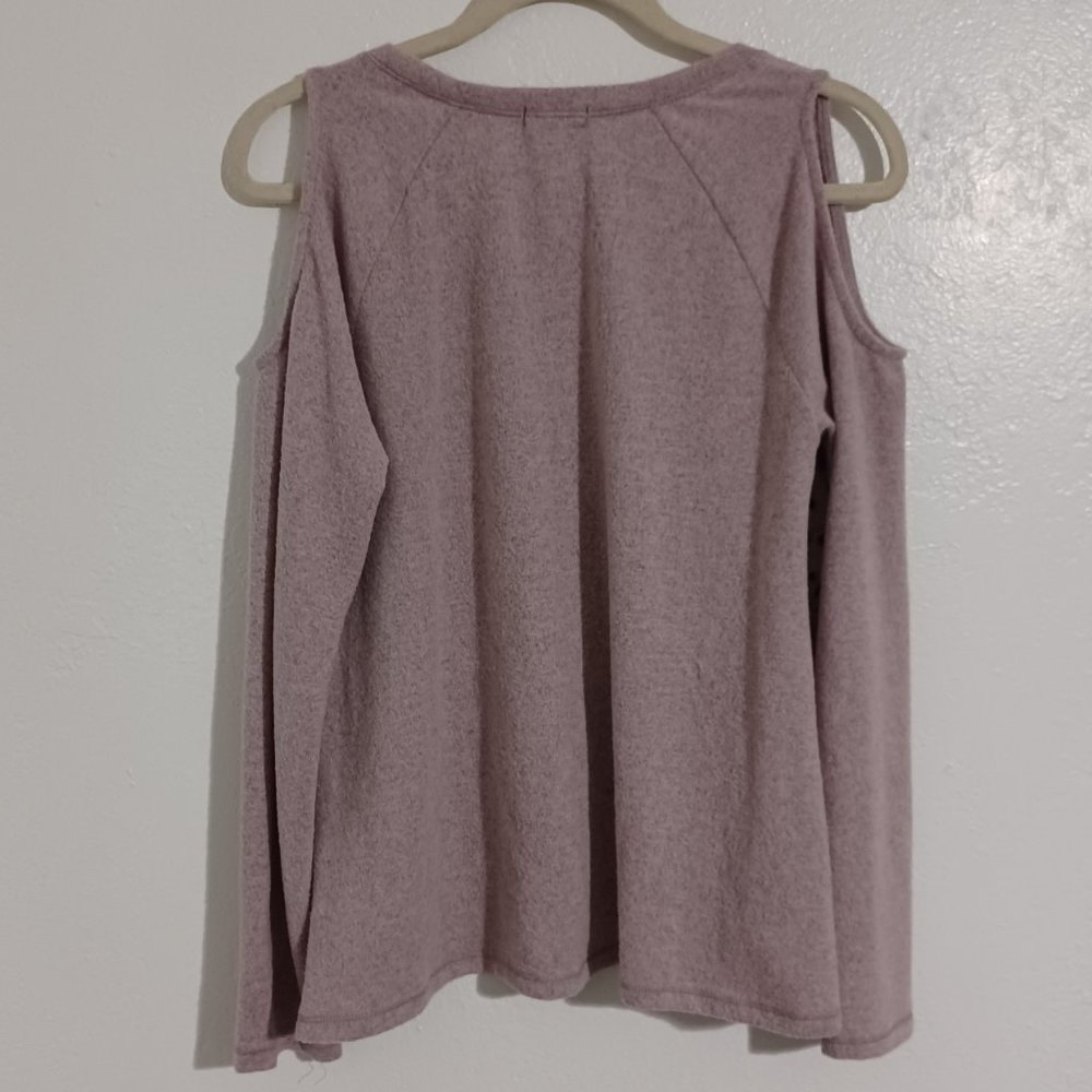 Women's medium cold shoulder sweater purple mauve floral stitching design soft - Picture 4 of 4
